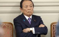 自民党在参议院选举惨败后，麻生太郎想把石破茂拉下马