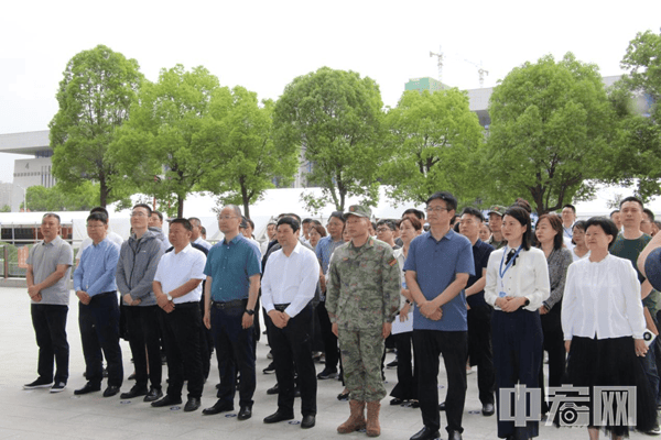 南阳市公共资源交易中心：“宛美惠企绿色交易平台”启用