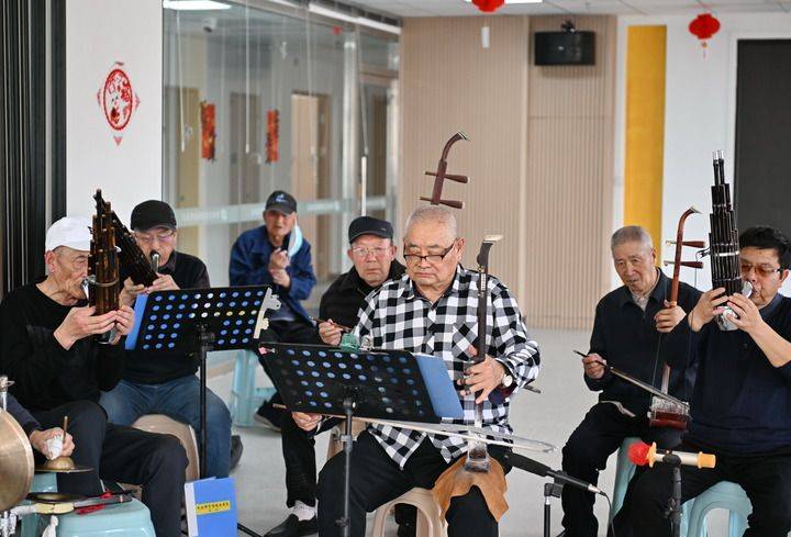 向着高水平现代化，“未来之城”拔节生长——河北雄安新区蹲点观察