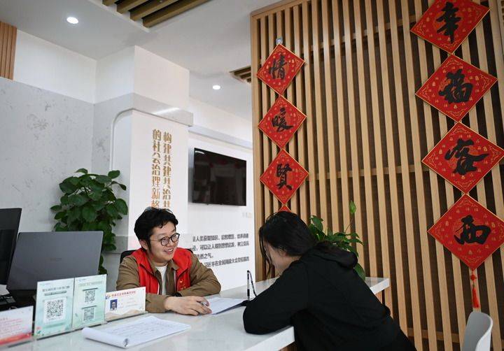 向着高水平现代化，“未来之城”拔节生长——河北雄安新区蹲点观察