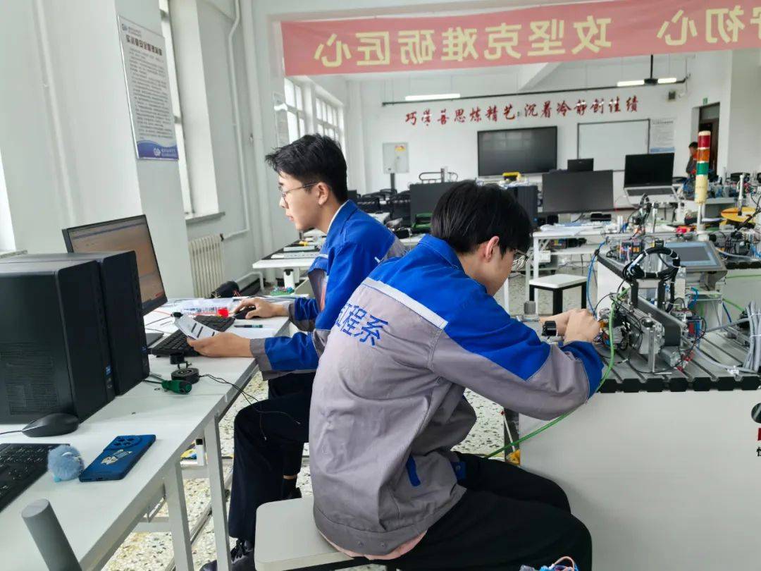 还没毕业，哈尔滨这些毕业生已被“抢”光——